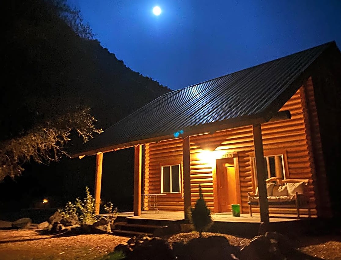 Hoovers River Resort