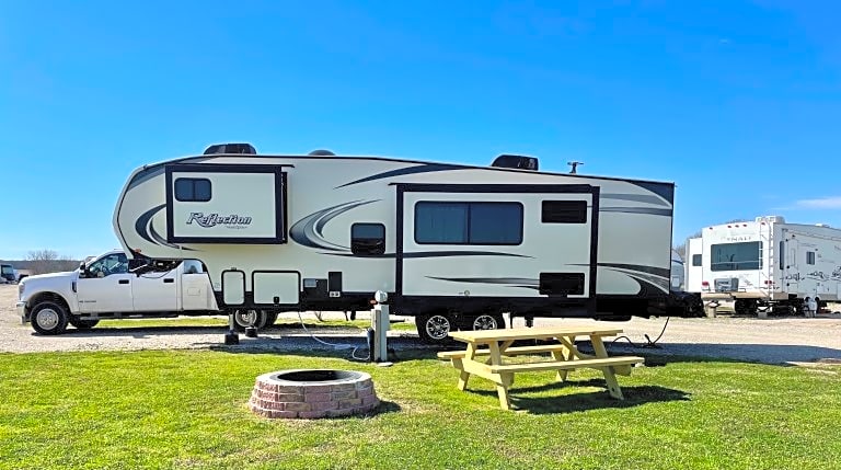 Stinson RV Park & Resort