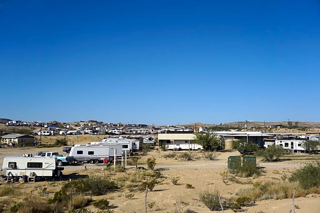 BJ's RV Park