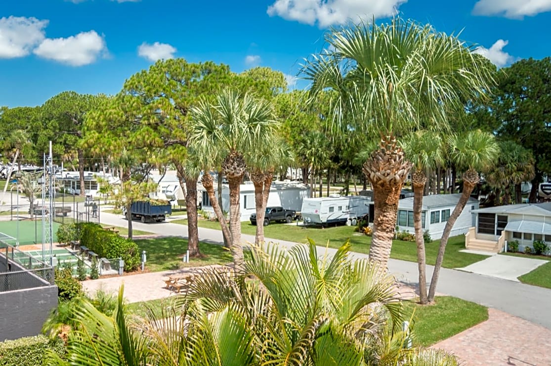 Road Runner Travel Resort