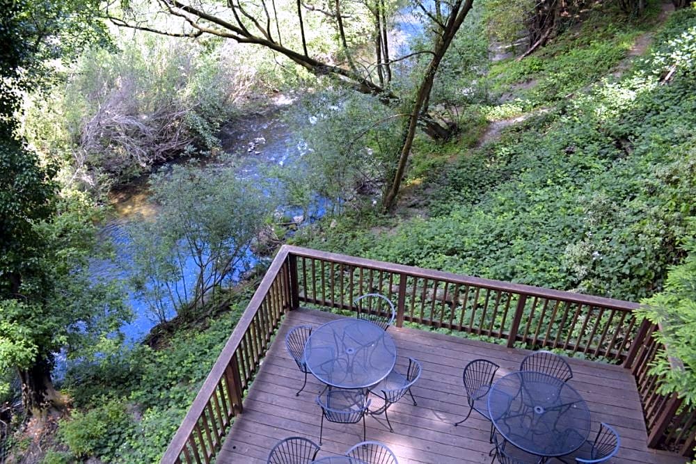Santa Cruz Redwoods RV Resort