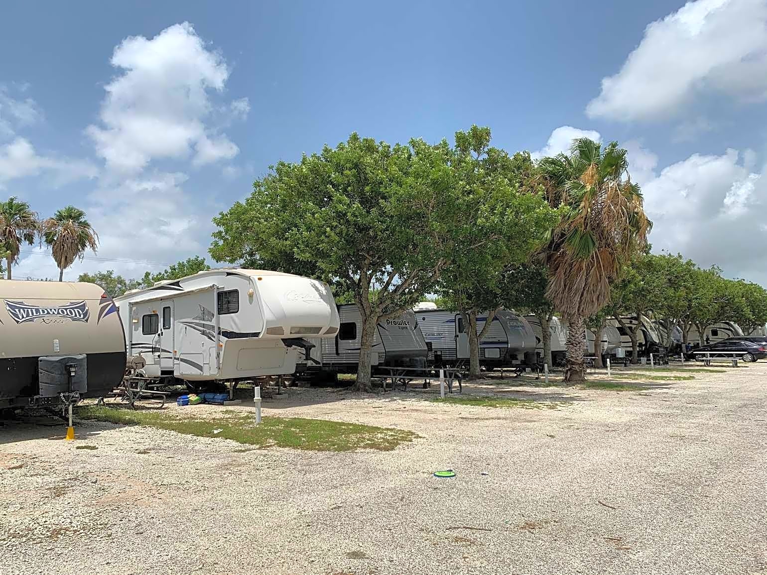 Lighthouse Beach RV Park