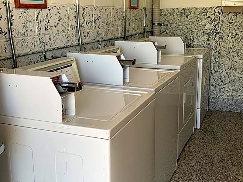 El Rancho Village RV Park & Cabins