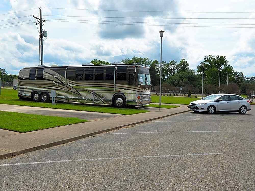Mineola Civic Center Campground