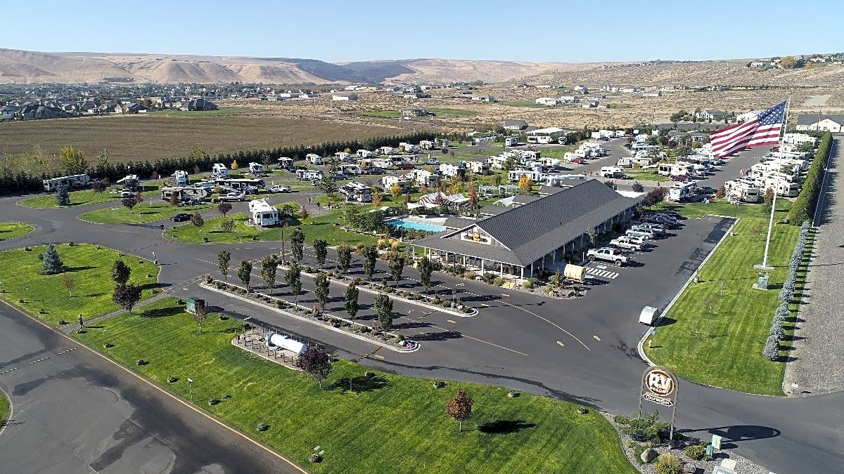 Columbia Sun RV Resort