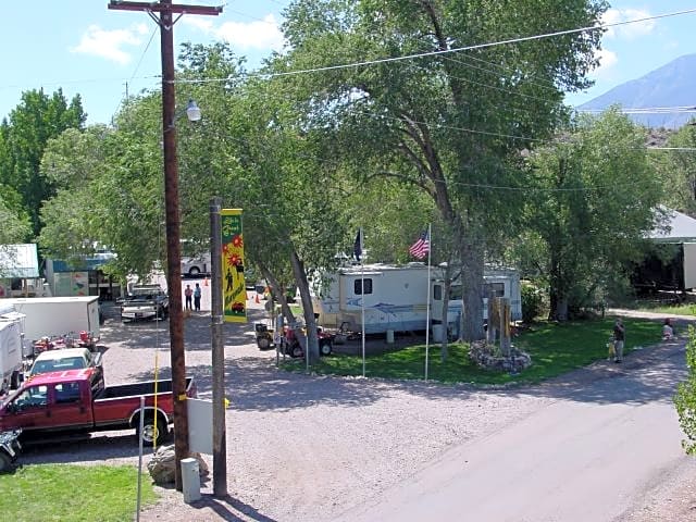 Lizzie & Charlies RV-ATV Park