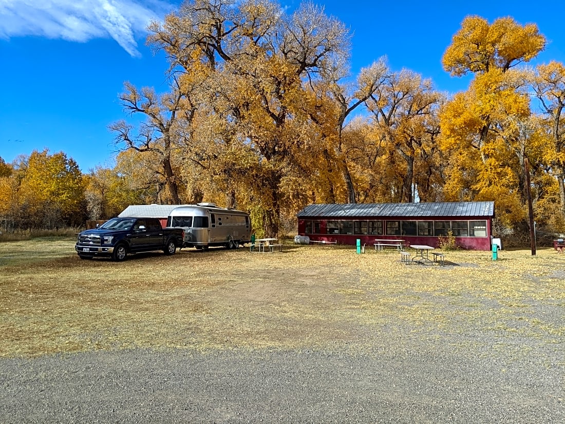 Twin Rivers Cabins & RV Park