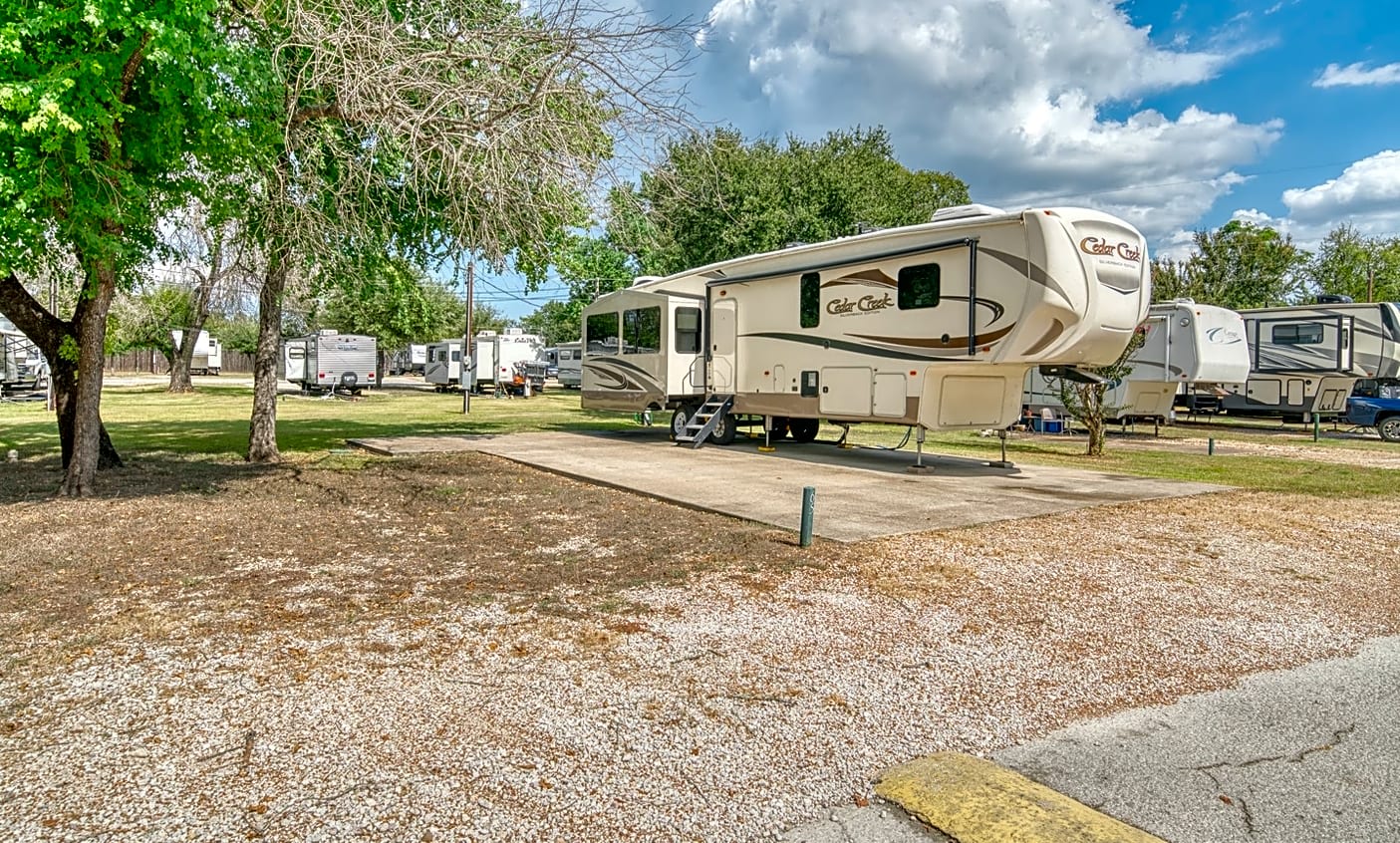 BCS Village 21 RV Park