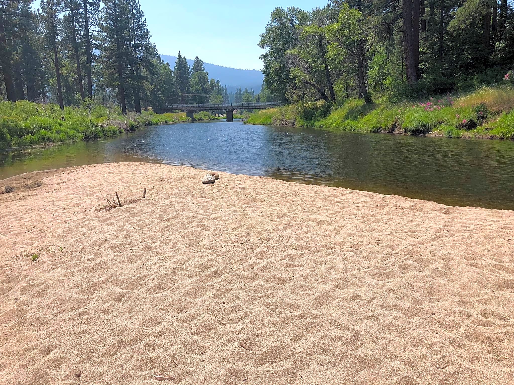 Clio’s Rivers Edge RV Park