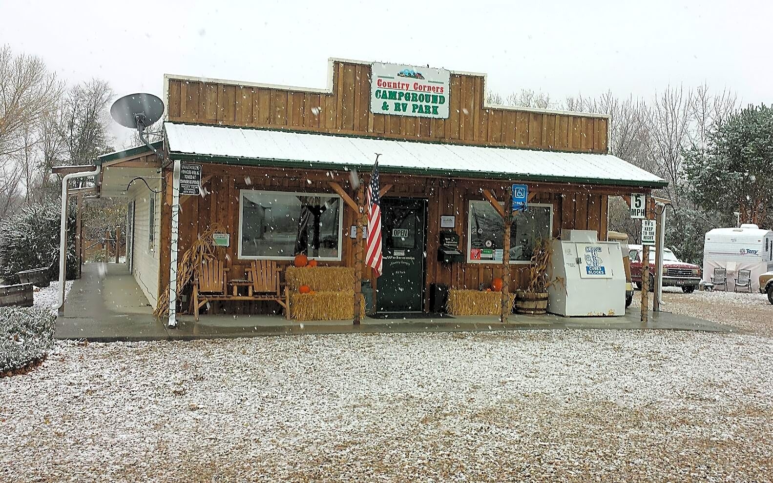 Country Corners RV Park