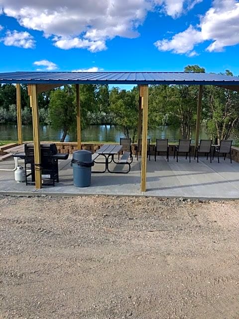 Rivers Edge RV & Cabins Resort