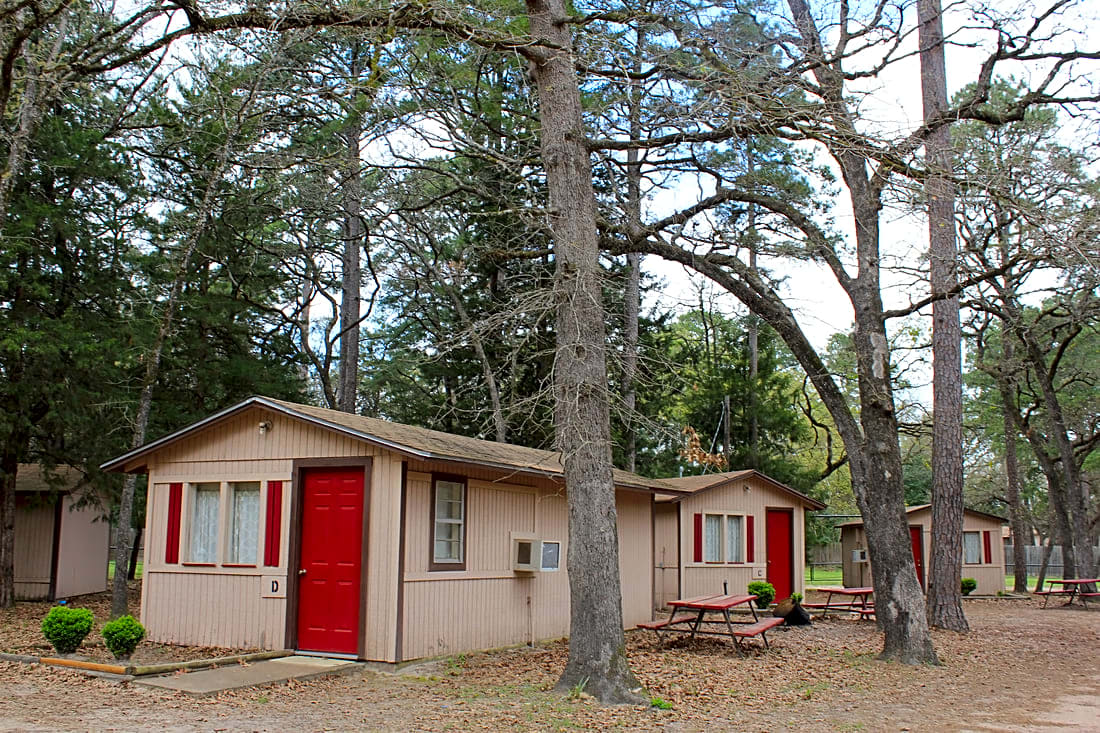 Crockett Lakefront RV Resort & Marina