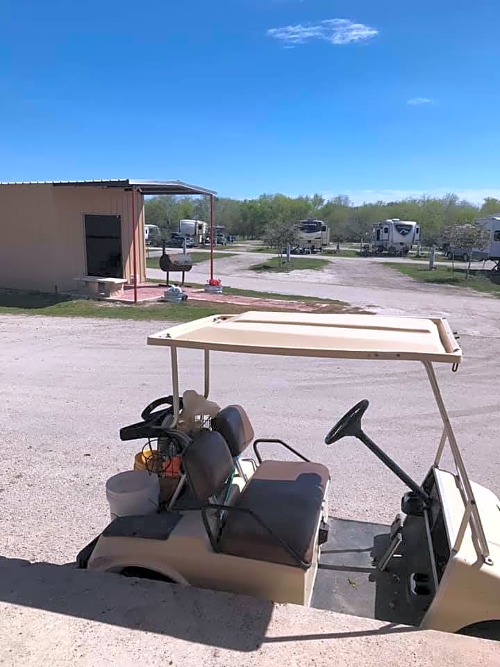 Beeville RV Park