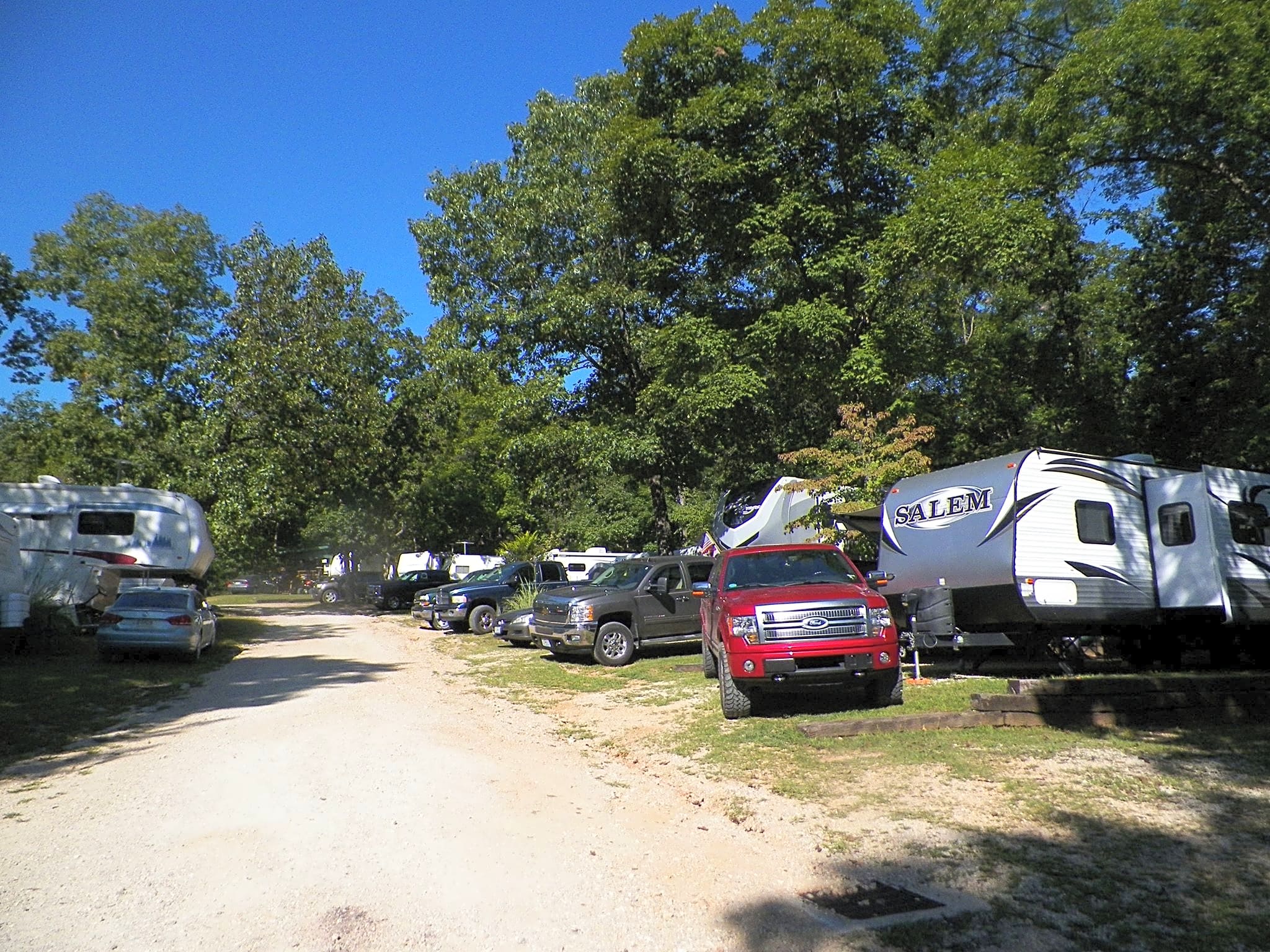 Cross Creek RV Park & Campground- Lake of the Ozarks Missouri