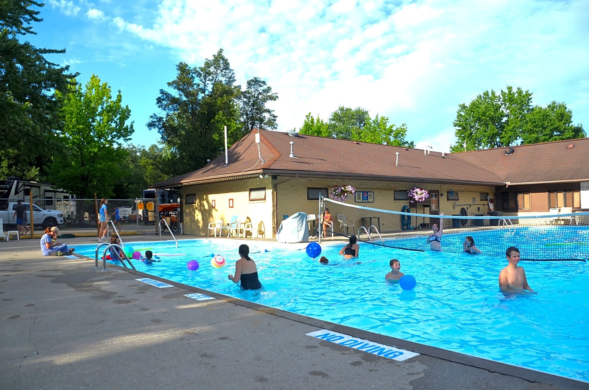 Cross Creek Camping Resort