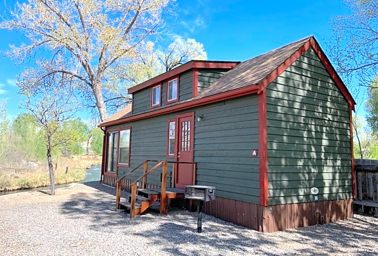Riverbend RV Park & Cabins
