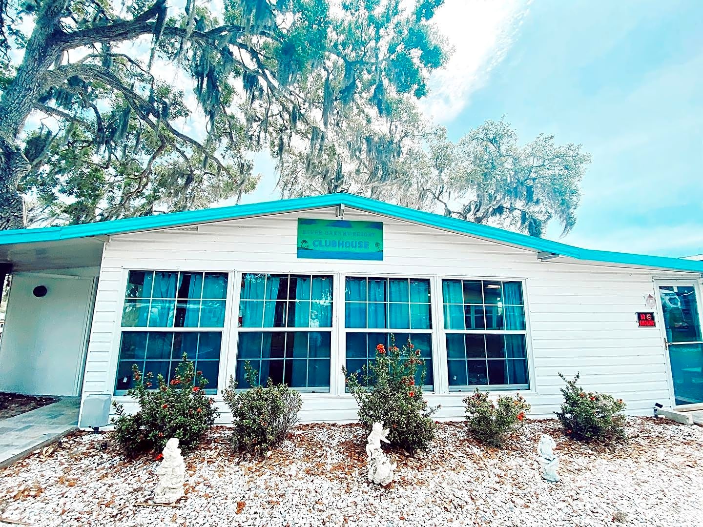 River Oaks RV Resort