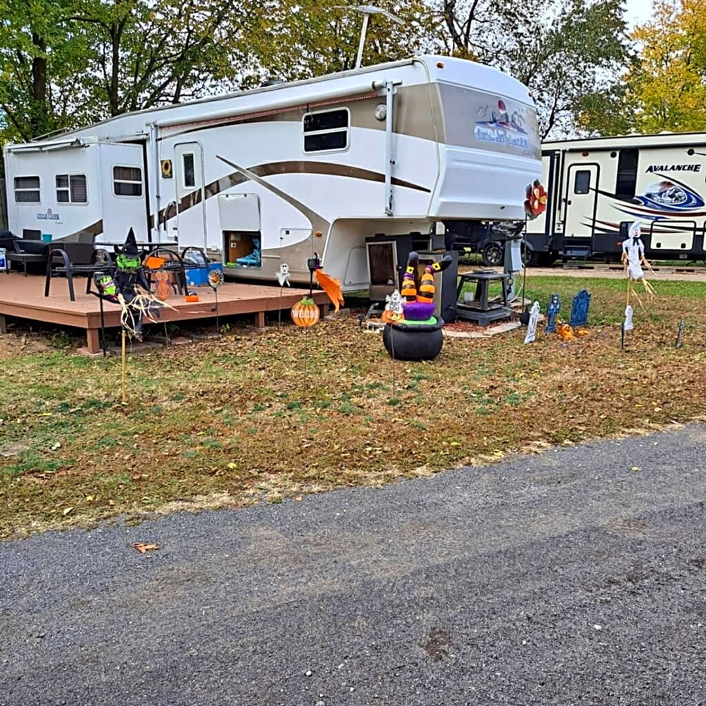Evening Star Camping Resort