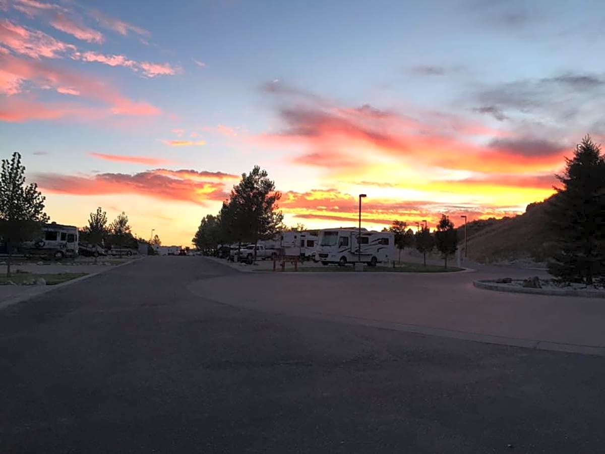 Iron Horse RV Resort