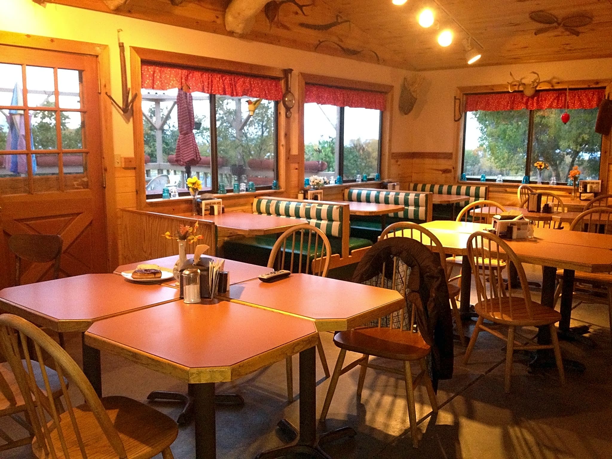 Aspen Trails Campground, RV, Restaurant & Event Venue