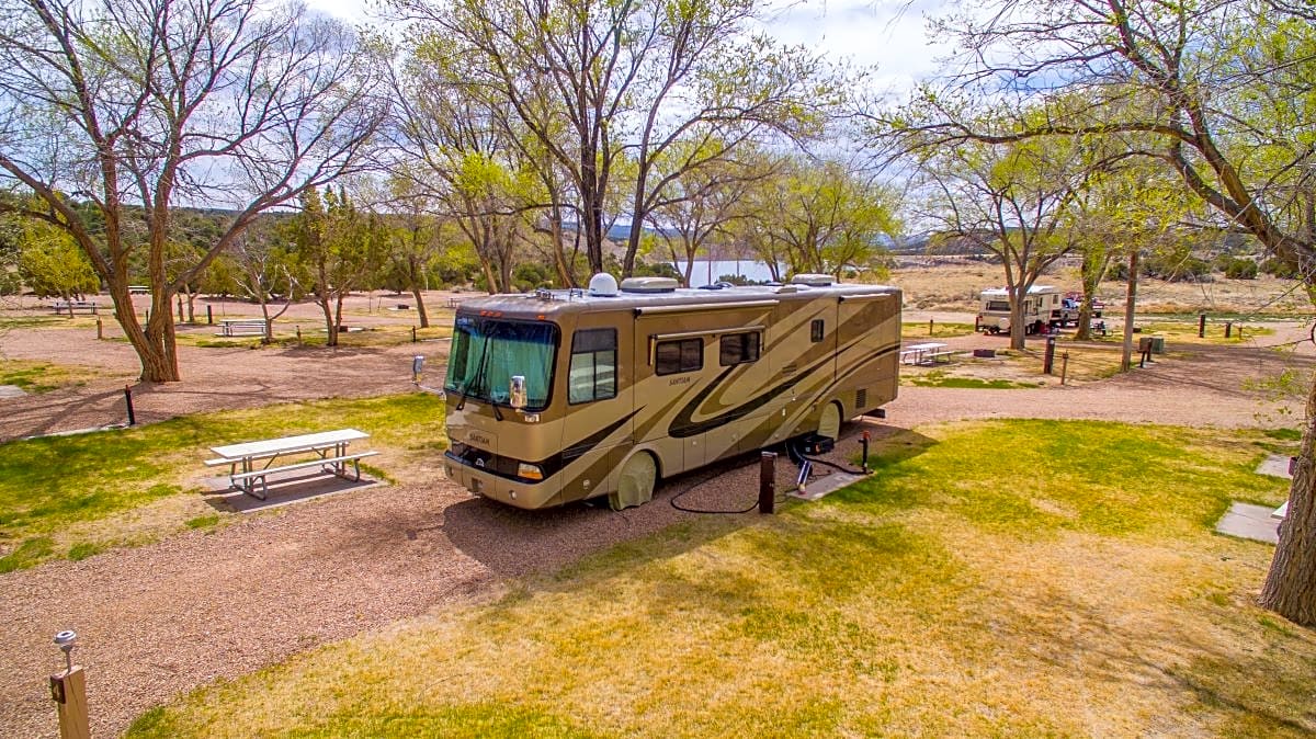 Lakeside Escape RV Resort