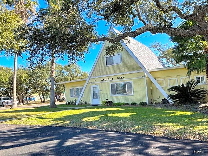 Ancient Oaks RV Park