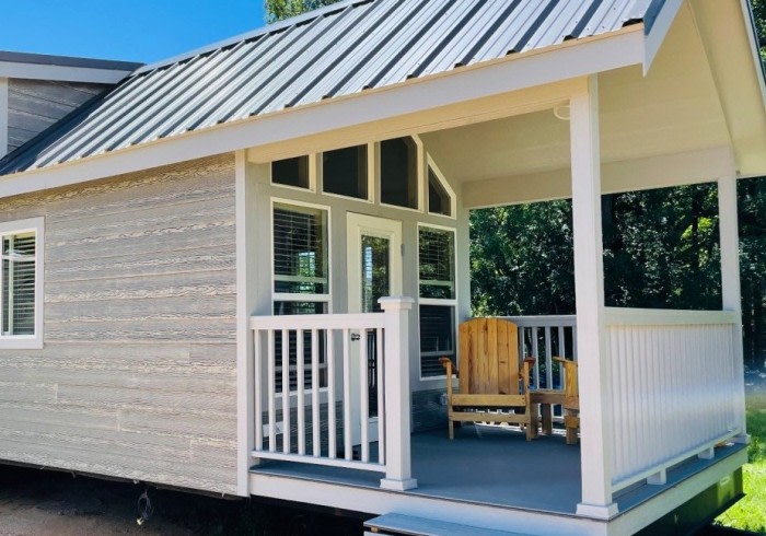 Historic Mora Inn and RV Park
