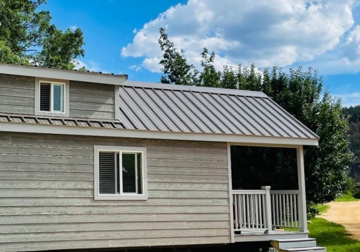 Historic Mora Inn and RV Park