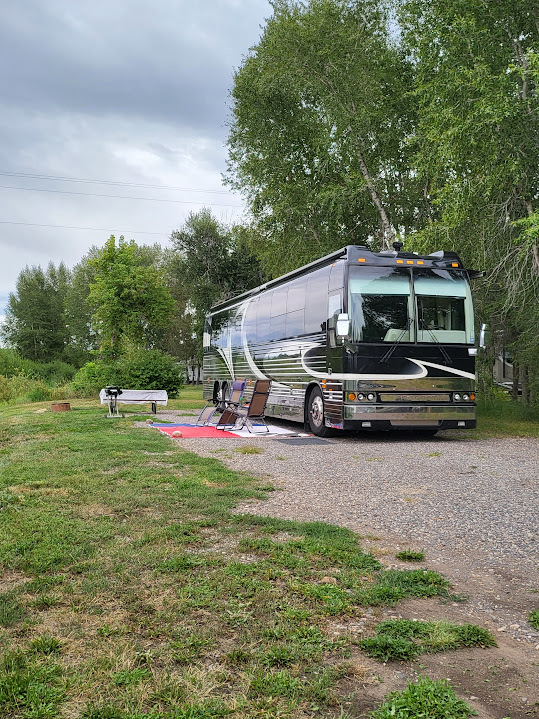 River Camp RV Park