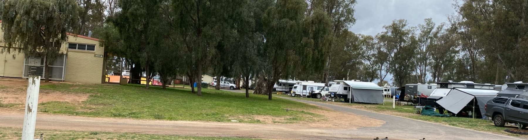 Moulamein Lakeside Caravan Park