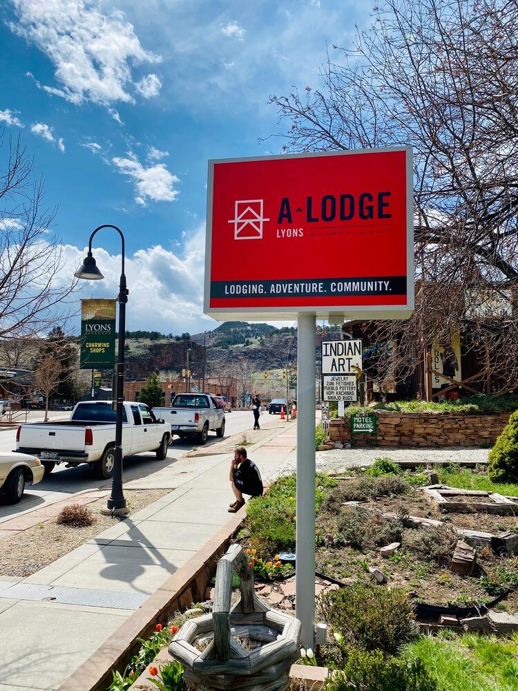 A-Lodge Lyons