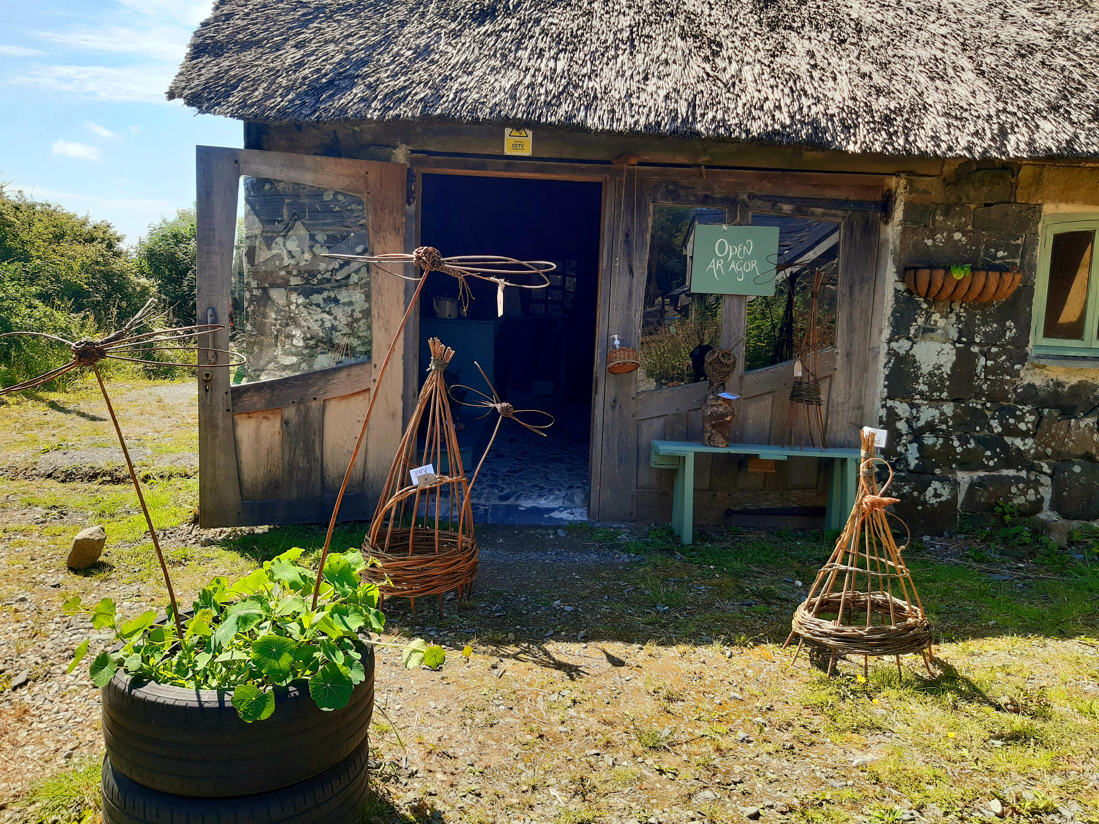 Felin Uchaf Meadow Camping