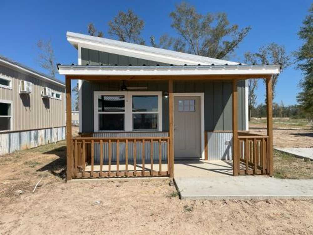 Lagoon Ranch Luxury RV and Cabin