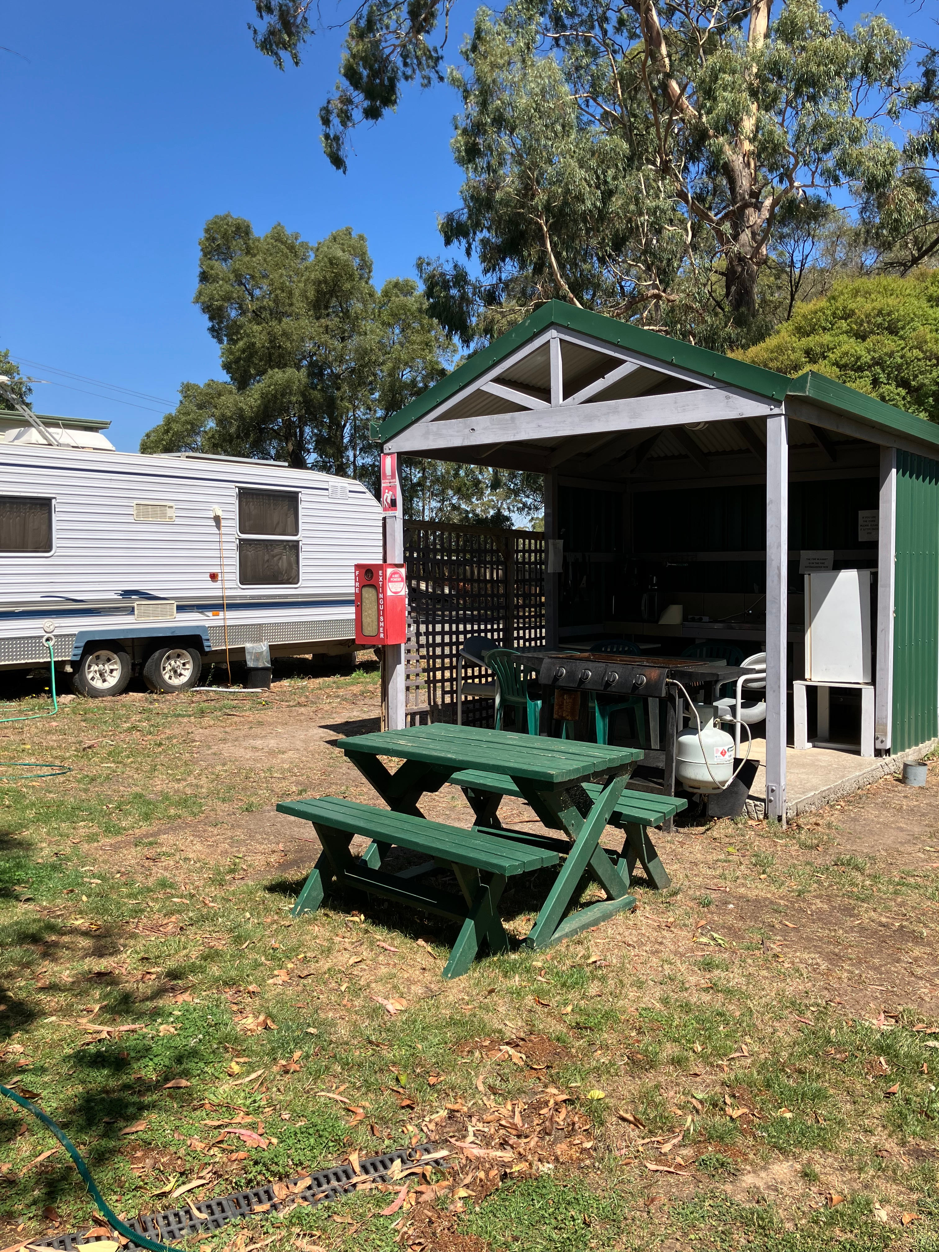 Woodmanshill Motel And Rose Park