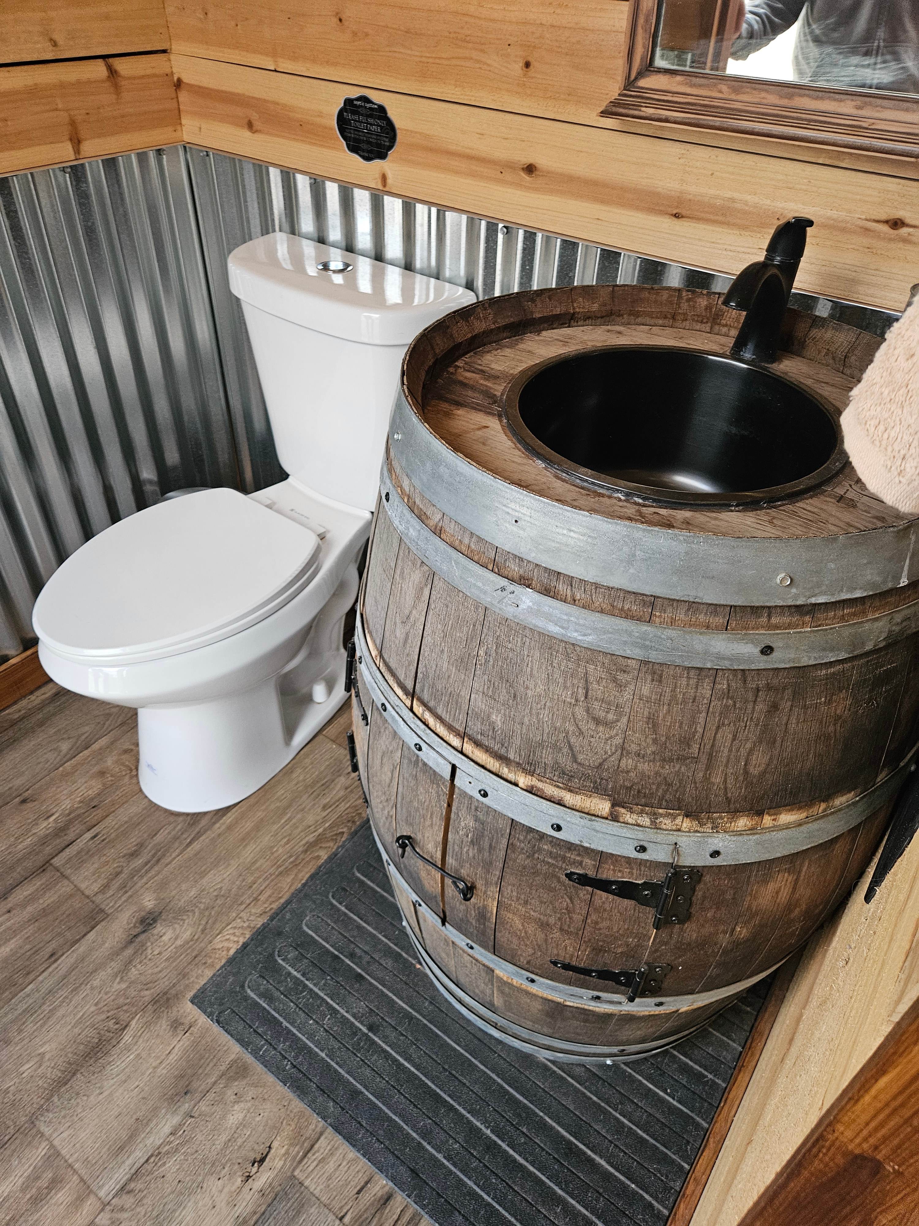 Super cute Bathroom Set-Up