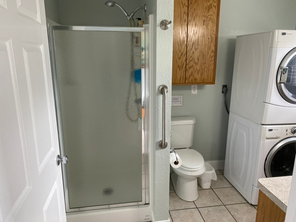 Barefoot Bungalow And RV Spot