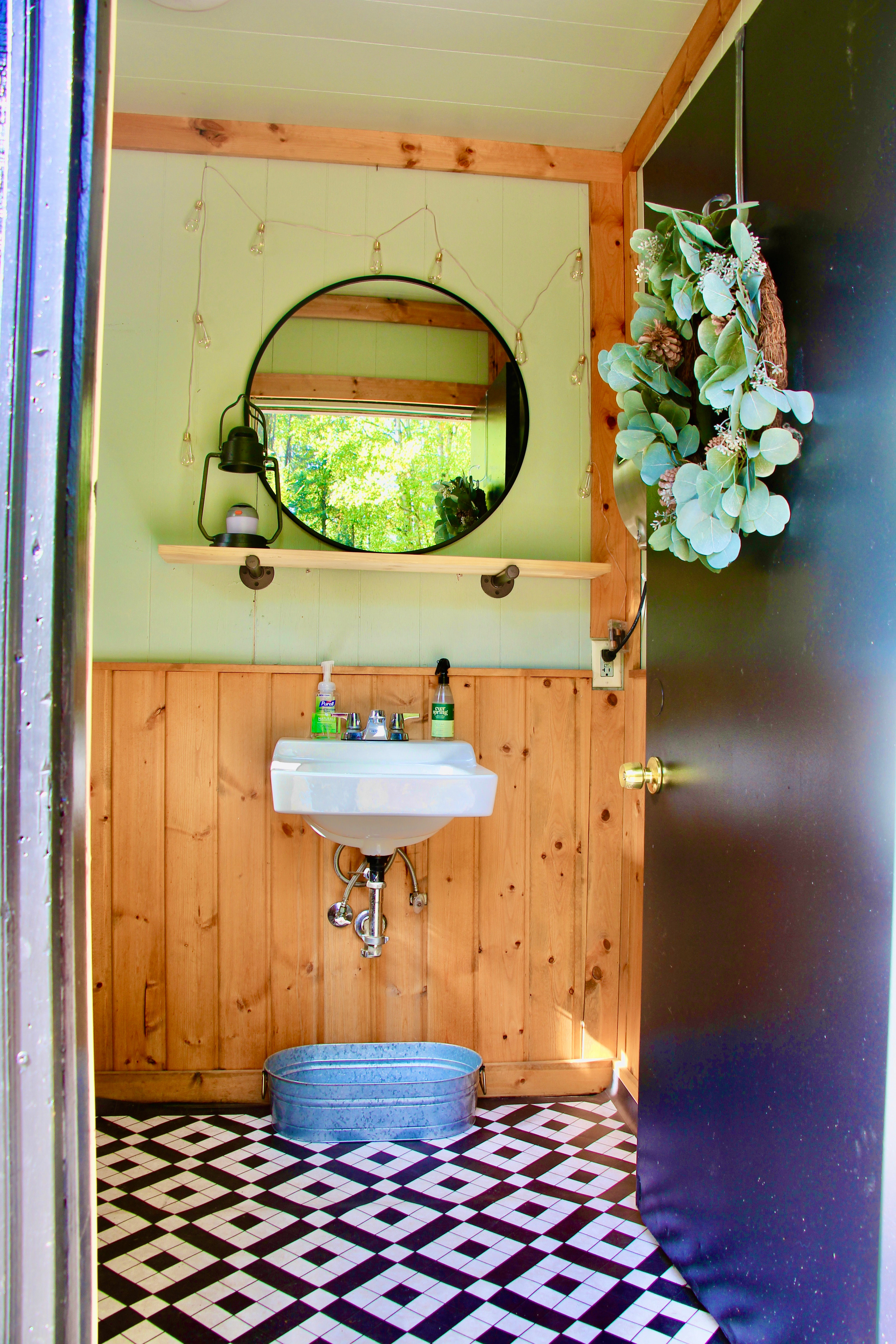 Talkeetna Lake Retreat