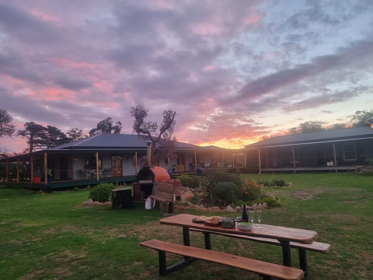 Roo Lagoon Homestead