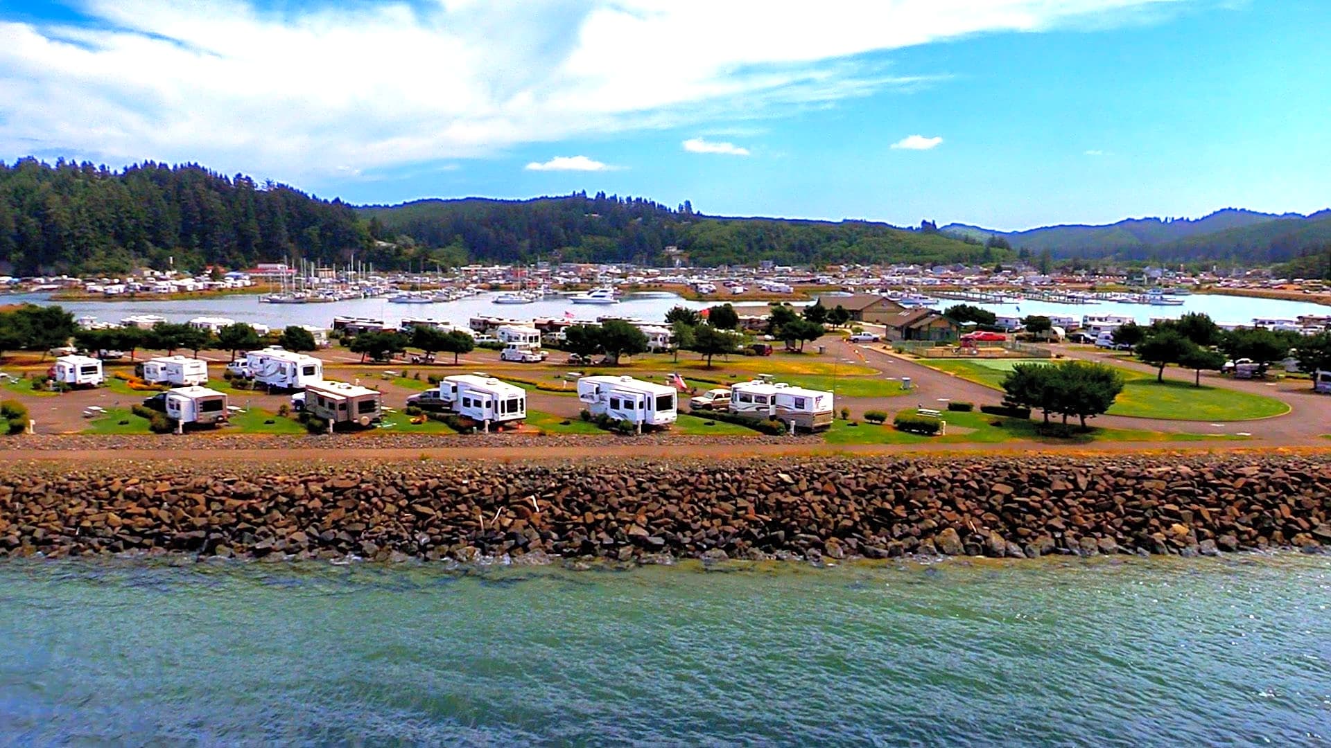 Deluxe - Point RV Deluxe Super Site