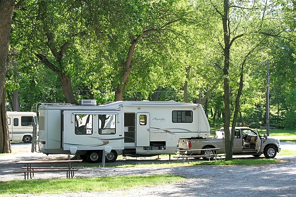 30amp FHU Back-in for RVs up to 31'