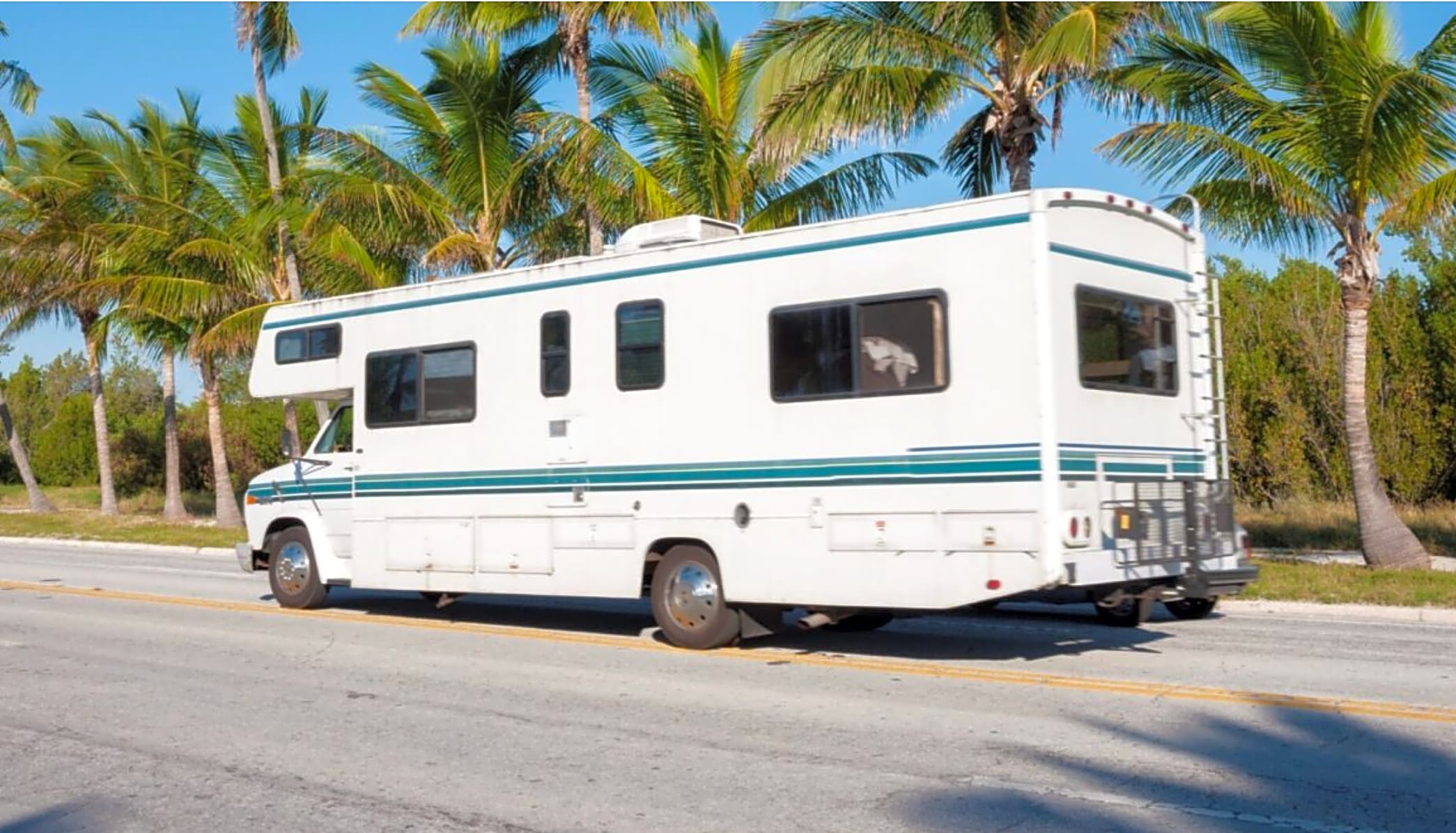 30/50 Amp Deluxe RV Site