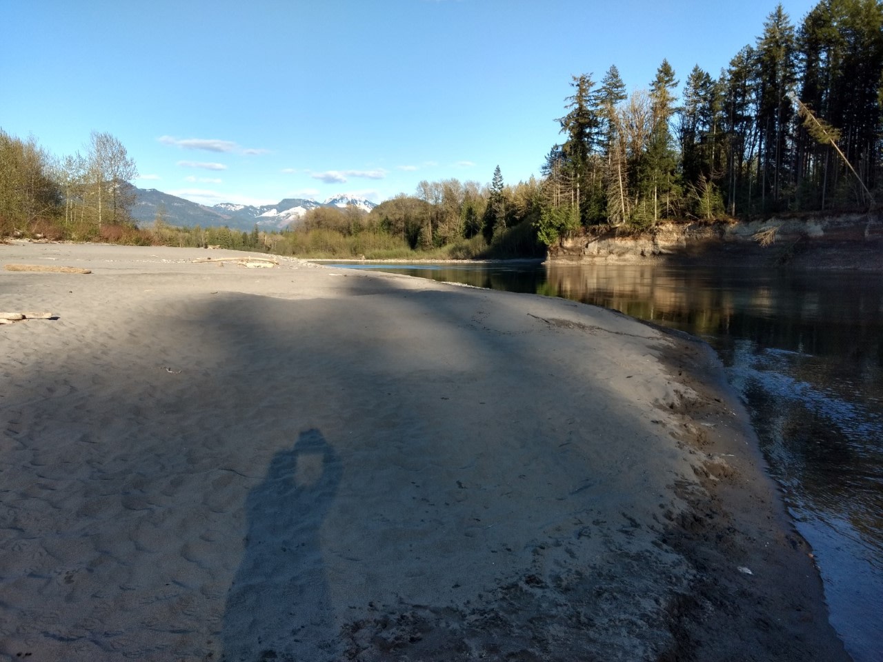 River's Whisper Retreat