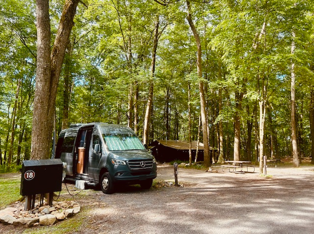 Rustic Acres - Elevated RV Camping