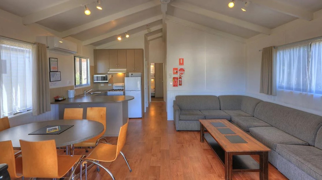 Airport Tourist Village Melbourne