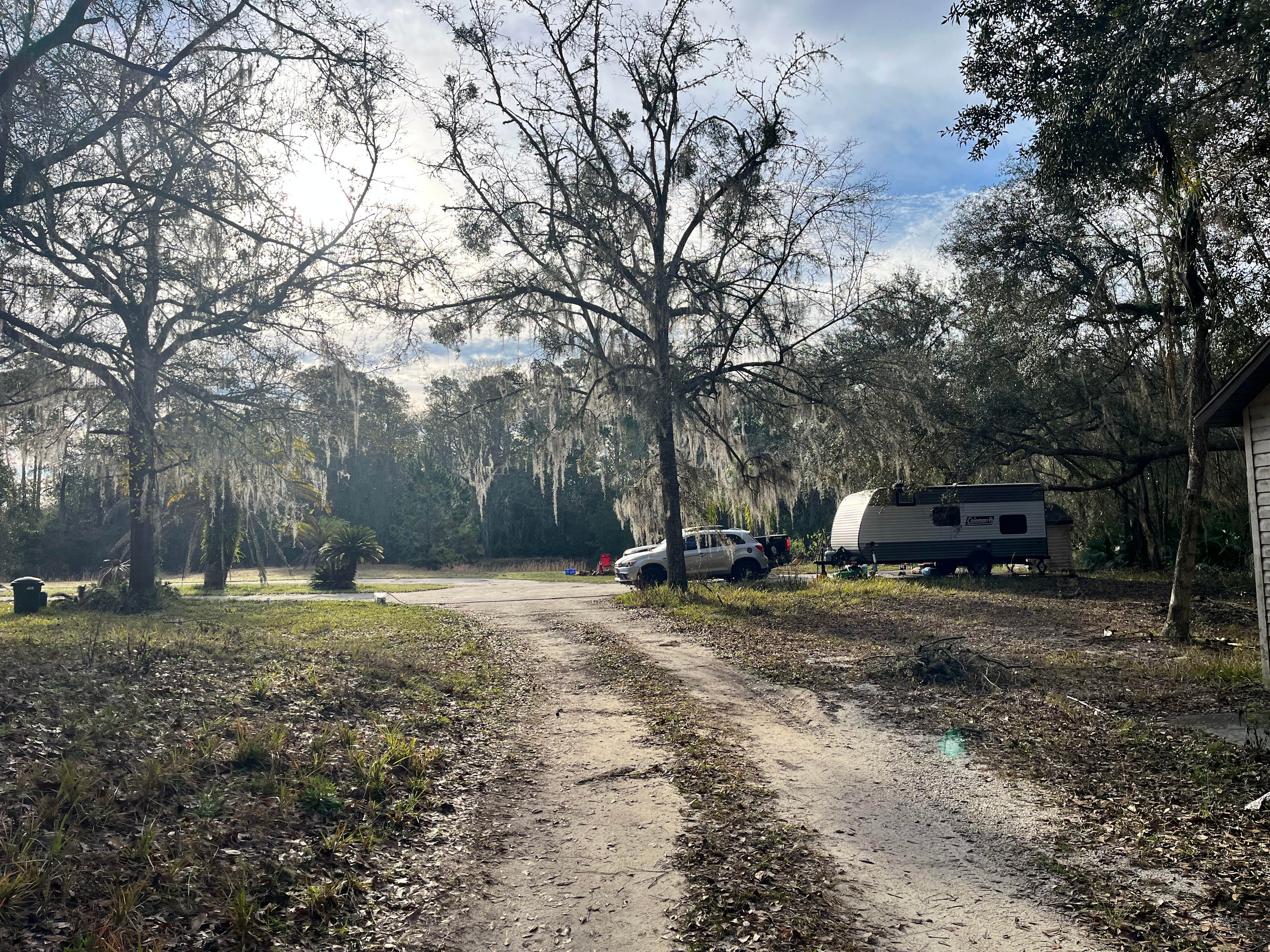 Whispering Oaks Lakeside Sanctuary