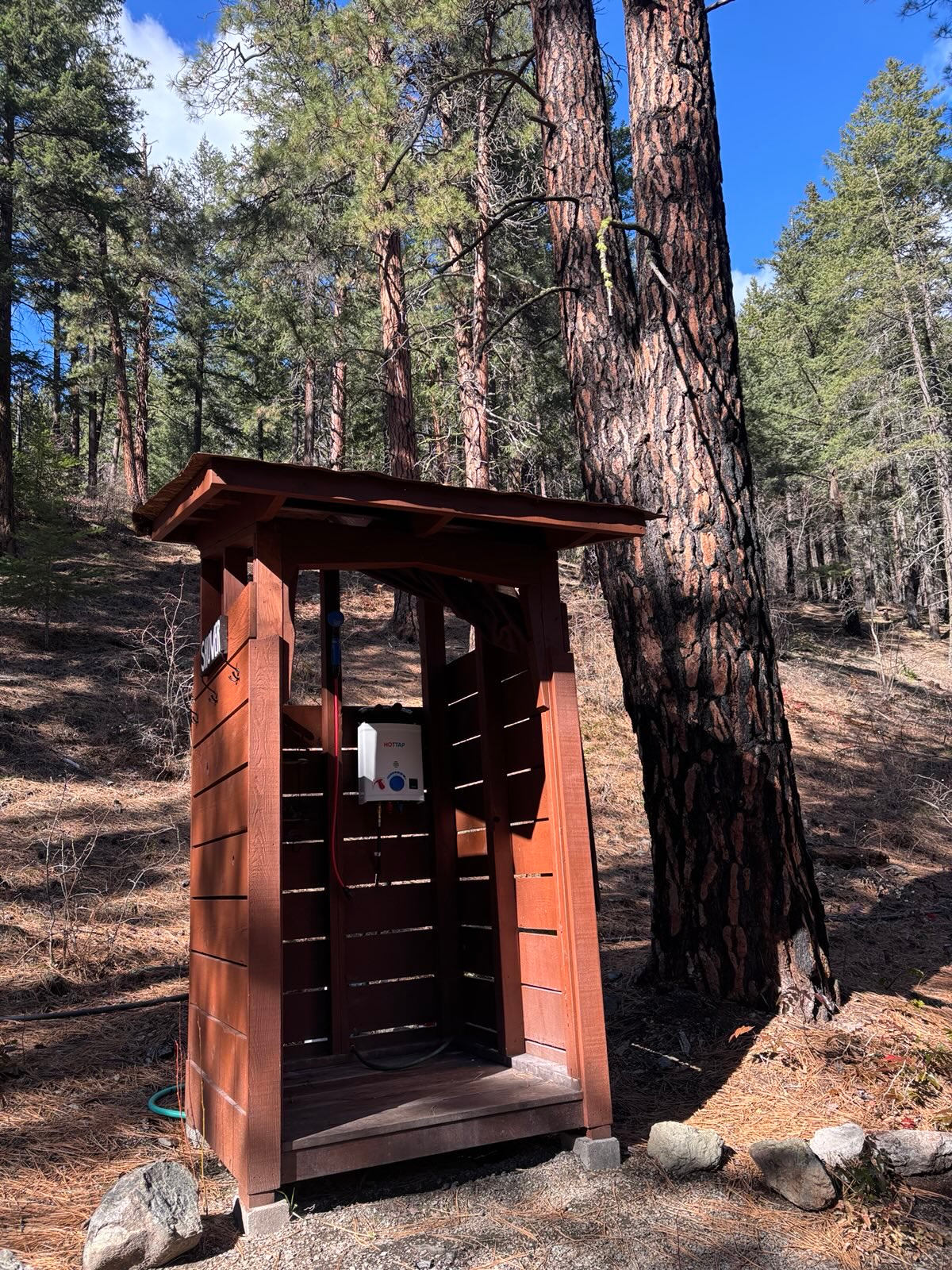 Gas-heated outdoor shower