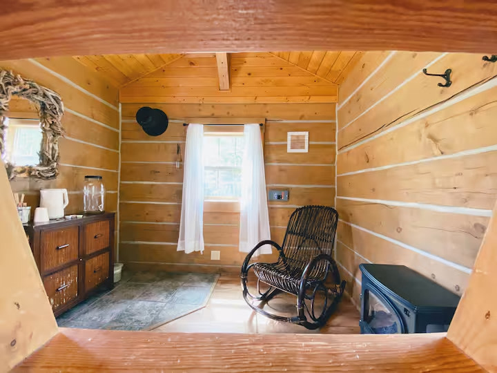 Flathead Lake Camp And Cottage