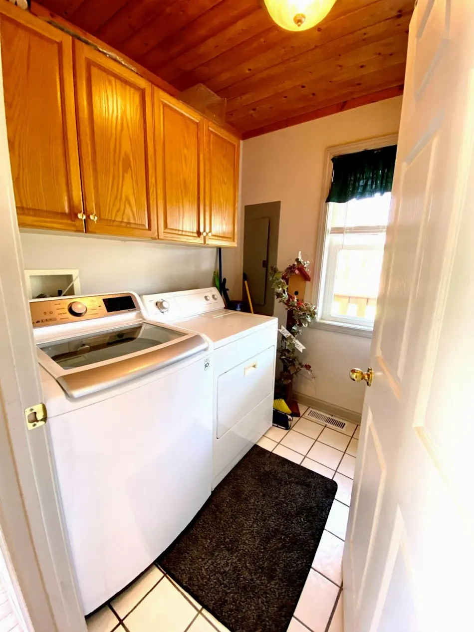 Seventh Heaven on Douglas Lake