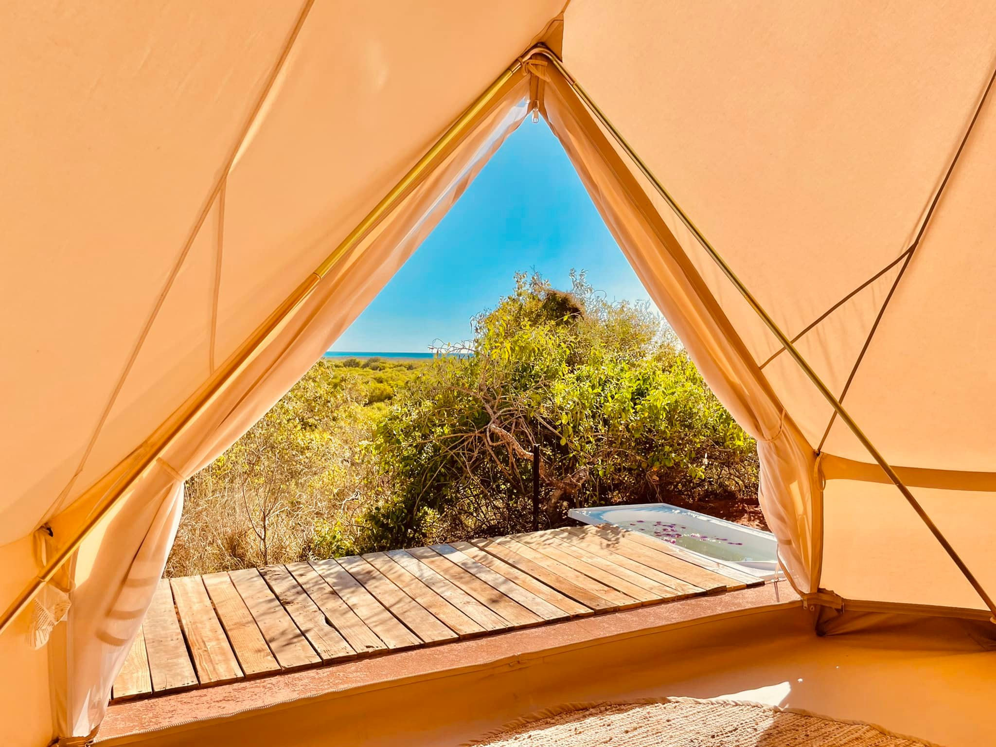 Sol Retreat, Coconut Wells