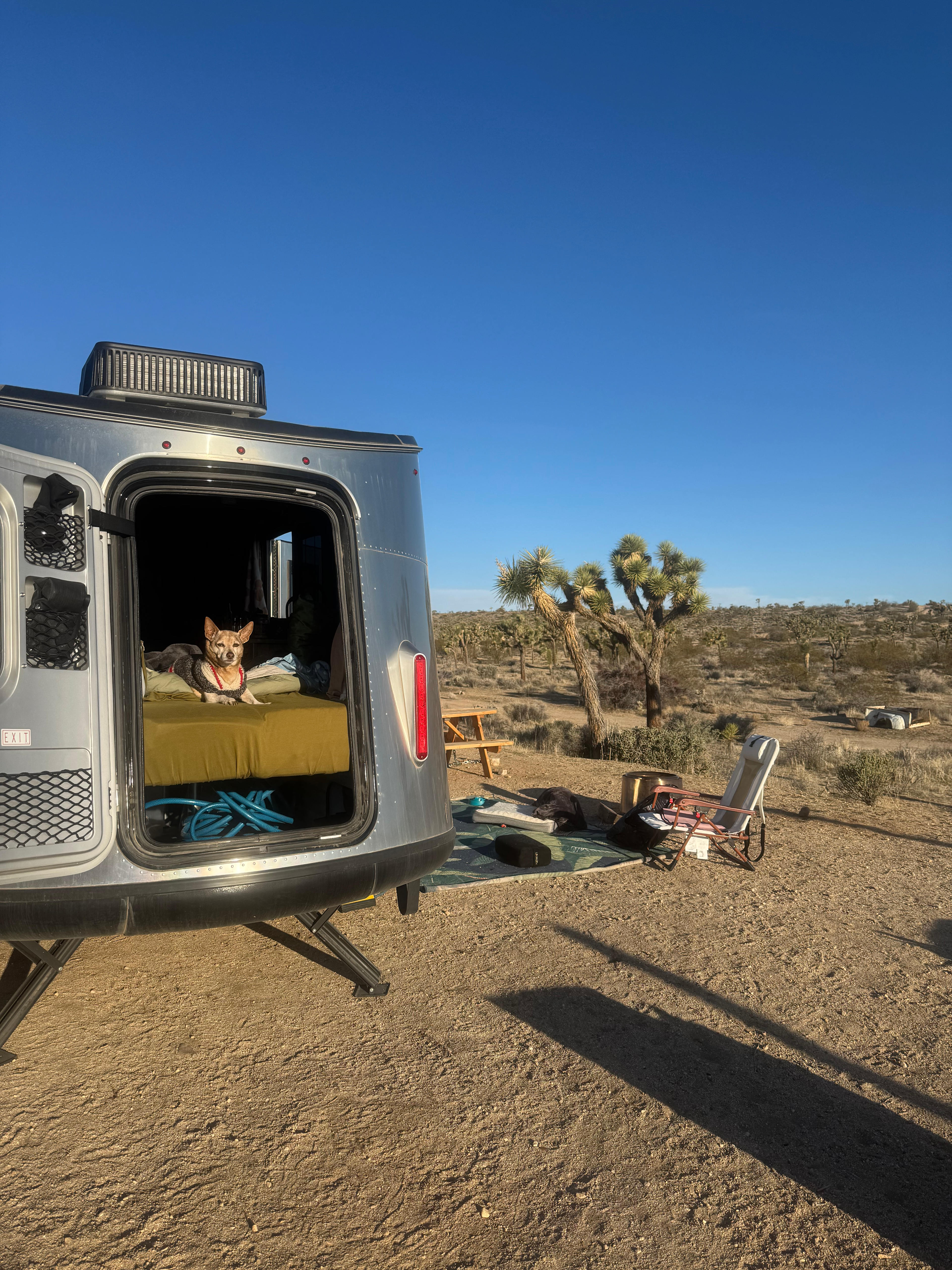 Views! 15 min to Joshua Park